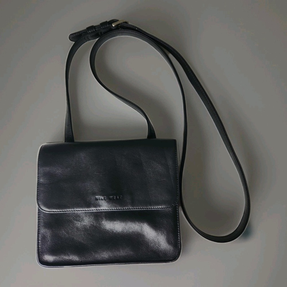 Vintage 90s NINE WEST Black Leather SlimLine CROSSBODY Purse Y2K WalletFlap EUC